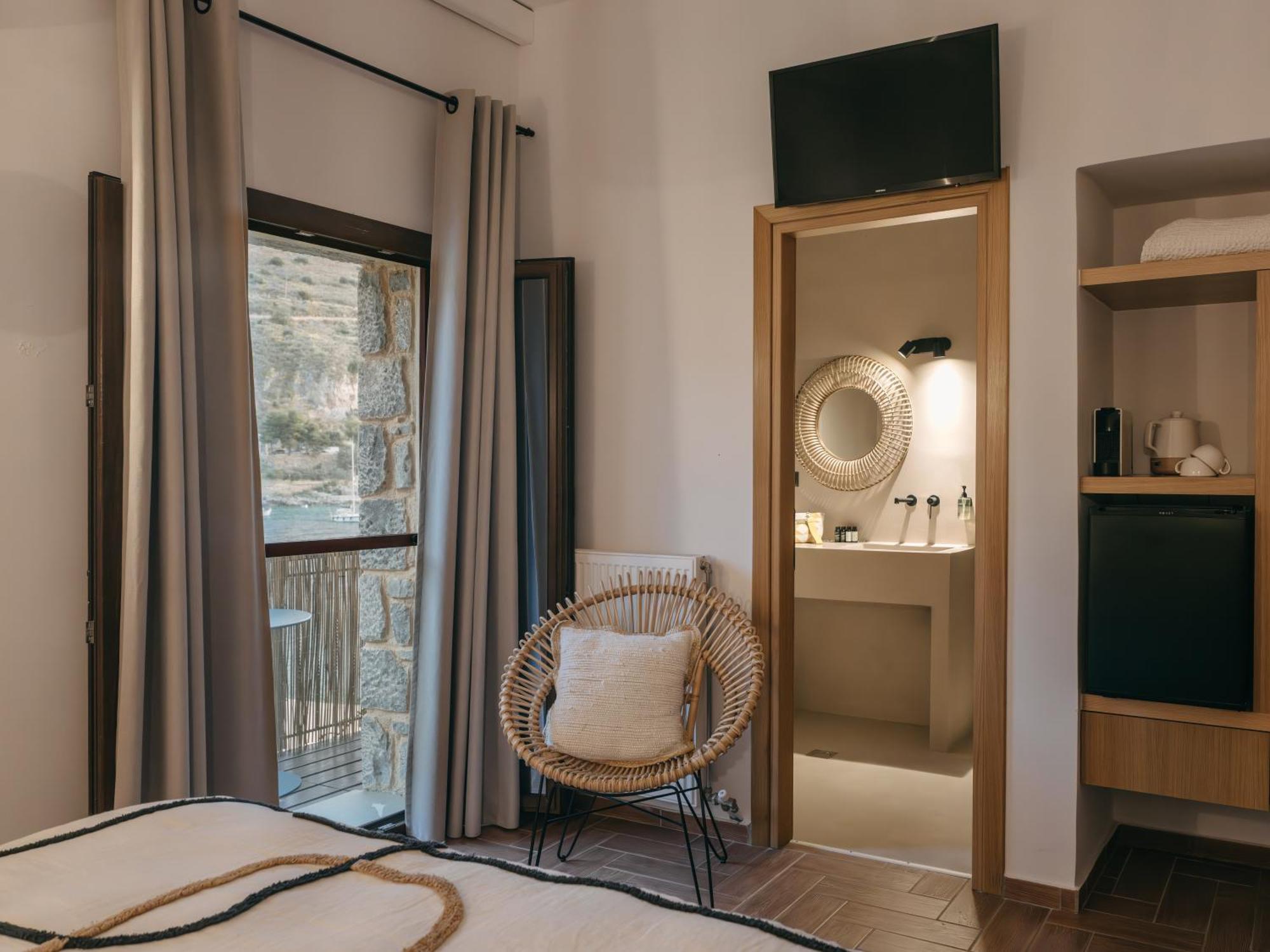 Kourmas Suites Liménion 外观 照片